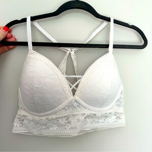 Victorias Secret Lace Bra Ivory Large *Like New*